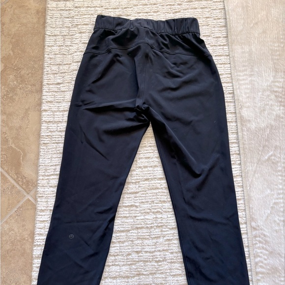 Lululemon On The Fly Pants - Picture 2 of 4